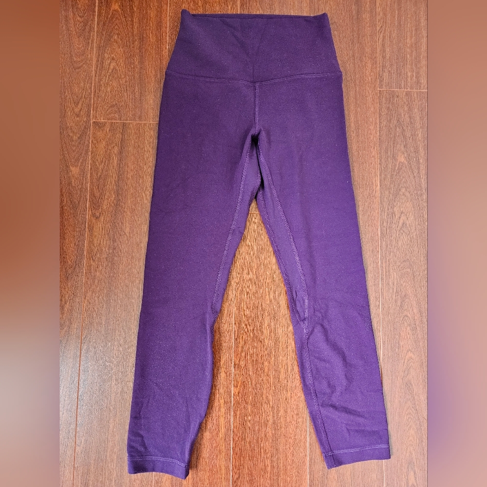 NWOT Lululemon Align Crop 23", Dramatic Magenta, Size 4